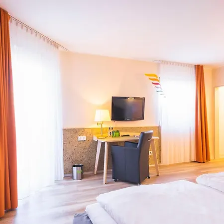 Hotel Luise 3*