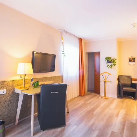 Luise Hotel 3*